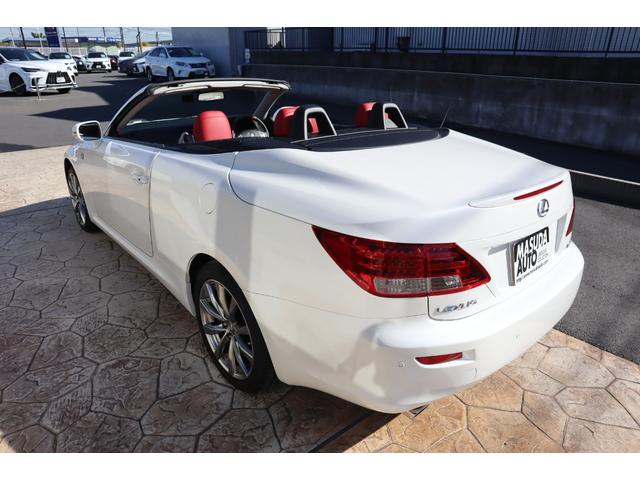 ＩＳ ＩＳ３５０Ｃ　電動オープン　走行距離１８２１２ｋｍ　１８インチＡＷ　プリクラッシュセーフティー　レーダークルーズコントロール　クリアランスソナー　ウッドコンビハンドル　前席ベンチレーション機能付きシートヒーター（5枚目）