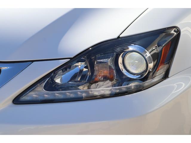 ＩＳ ＩＳ３５０Ｃ　電動オープン　走行距離１８２１２ｋｍ　１８インチＡＷ　プリクラッシュセーフティー　レーダークルーズコントロール　クリアランスソナー　ウッドコンビハンドル　前席ベンチレーション機能付きシートヒーター（15枚目）