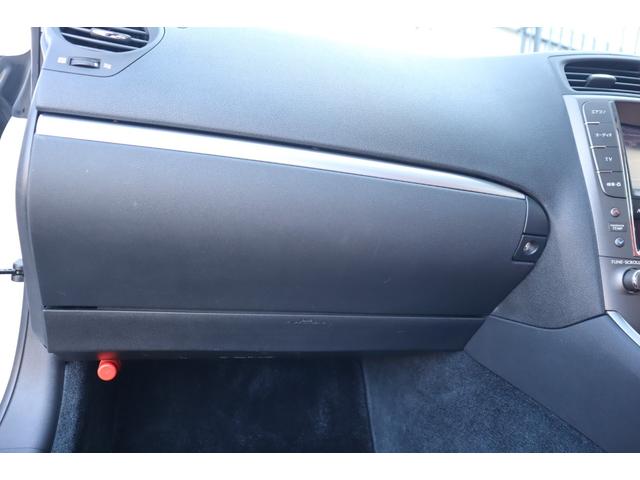 ＩＳ ＩＳ３５０Ｃ　電動オープン　走行距離１８２１２ｋｍ　１８インチＡＷ　プリクラッシュセーフティー　レーダークルーズコントロール　クリアランスソナー　ウッドコンビハンドル　前席ベンチレーション機能付きシートヒーター（63枚目）