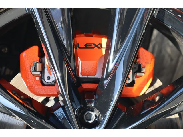 純正オプション、オレンジキャリパー、新車時のみ注文できるオプションです。