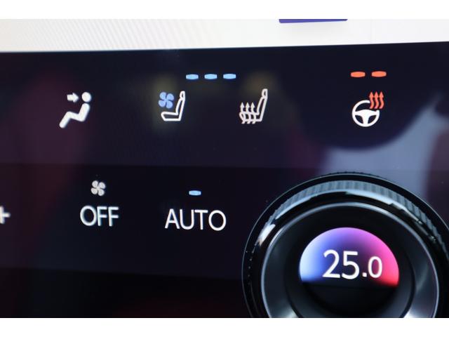 ステアリングヒーター、前席ベンチレーション機能付きシートヒーター