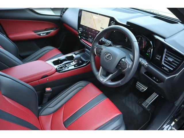 フレアレッド本革シート