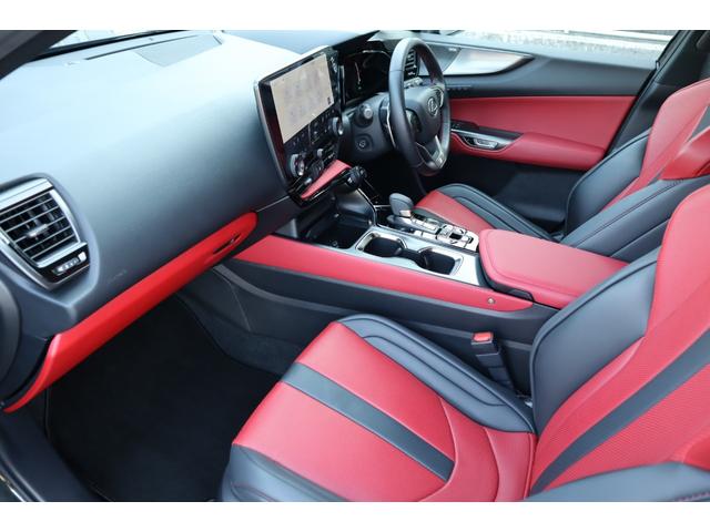 フレアレッド本革シート