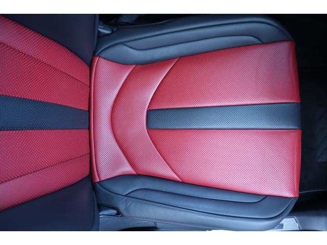 フレアレッド本革シート