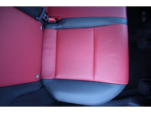 フレアレッド本革シート