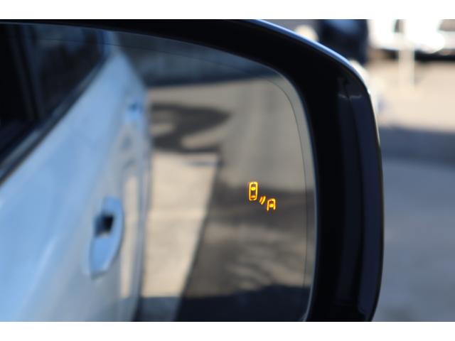 ＬＸ ＬＸ６００　走行２５ｋｍ　１オーナー　モデリスタエアロパーツ　マークレビンソン　リヤエンターテインメント　２２インチＡＷ　デジタルインナーミラー　サンルーフ　ドライバーモニター　ＨＤＭＩ　パワーバックドア（22枚目）