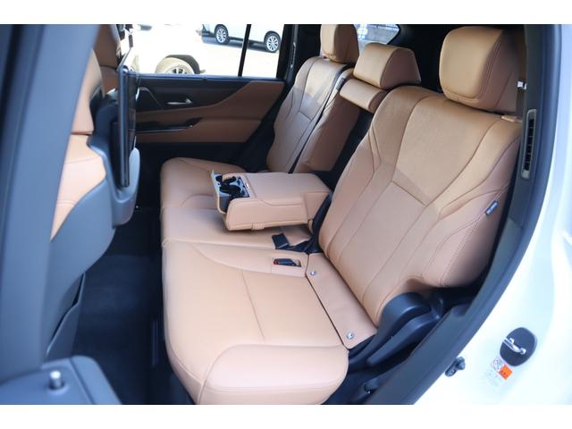 ＬＸ ＬＸ６００　走行２５ｋｍ　１オーナー　モデリスタエアロパーツ　マークレビンソン　リヤエンターテインメント　２２インチＡＷ　デジタルインナーミラー　サンルーフ　ドライバーモニター　ＨＤＭＩ　パワーバックドア（52枚目）