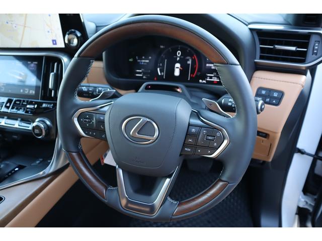 ＬＸ ＬＸ６００　走行２５ｋｍ　１オーナー　モデリスタエアロパーツ　マークレビンソン　リヤエンターテインメント　２２インチＡＷ　デジタルインナーミラー　サンルーフ　ドライバーモニター　ＨＤＭＩ　パワーバックドア（64枚目）