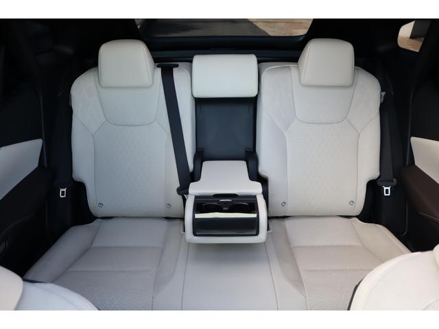 ＲＸ ＲＸ４５０ｈ＋　バージョンＬ　４ＷＤ　ワンオーナー　モデリスタエアロパーツ　パノラマルーフ　ルーフレール　前後席ベンチレーション機能付きシートヒーター　メーカー前後ドライブレコーダー　アドバンスドパーク　パワーバックドア（54枚目）