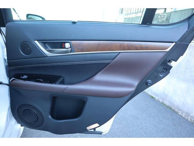ＧＳ ＧＳ３００ｈ　Ｉパッケージ　三眼ＬＥＤヘッドライト　アダプティブハイビームシステム　パワートランク　クリアランスソナー　ブラインドスポットモニター　後席ＳＲＳ　切削１８インチＡＷ　ドライブレコーダー　リヤ電動シェード（52枚目）