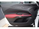 ダークローズハーフレザーシート、ベンチレーション機能付きシートヒーター