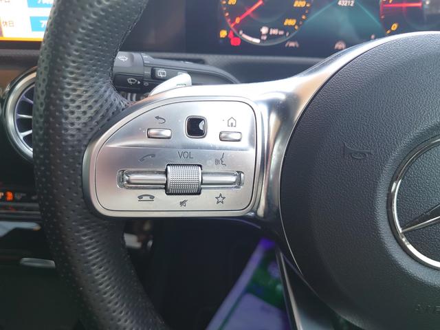 ＣＬＡクラス シューティングブレーク ＣＬＡ２００ｄシュティングブレＡＭＧレザエクスクルＰ　サンルーフ　ＡＭＧライン　ＡＭＧレザーエクスクルーシブＰＫＧ　レーダーセーフティ　アドバンストＰＫＧ　ナビゲーションＰＫＧ　黒グレーコンビ革　ヘッドＵＰディスプレイ　３６０度カメラ　アンビエントライト（15枚目）