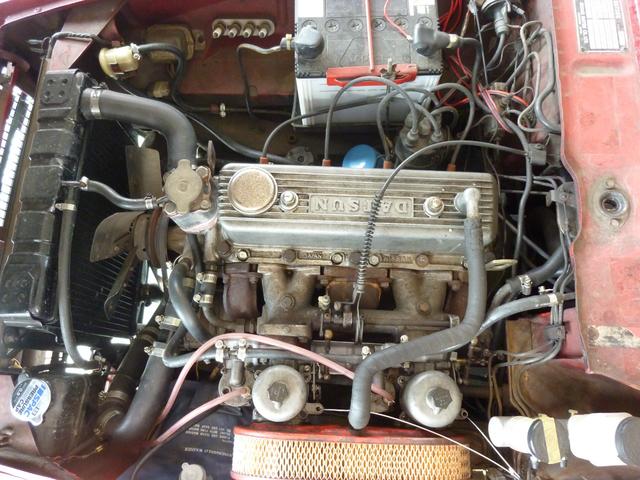 日産 　ダットサン　フェアレディ　ＳＰＬ３１１　ハードトップ　幌　１４インチＡＷ　中古並行　左ハンドル（18枚目）