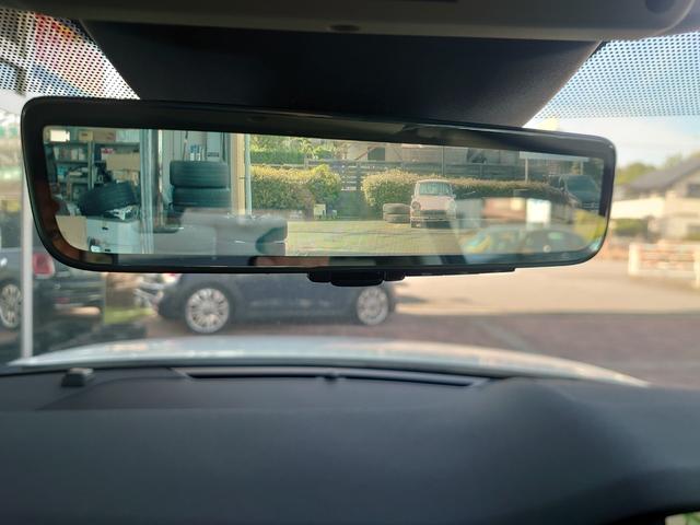 レンジローバーイヴォーク Ｓ　Ｐ２００　４ＷＤ　Ｓセレクトパック　プレミアムＬＥＤヘッドライト　アダプティブクルーズＣＴＲ　３６０度カメラ　インタラクティブドライバーディスプレイ　デジタルインナーミラー　フルセグＴＶ　電動トランク（19枚目）