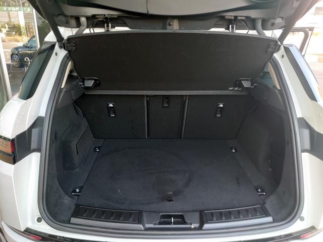 レンジローバーイヴォーク Ｓ　Ｐ２００　４ＷＤ　Ｓセレクトパック　プレミアムＬＥＤヘッドライト　アダプティブクルーズＣＴＲ　３６０度カメラ　インタラクティブドライバーディスプレイ　デジタルインナーミラー　フルセグＴＶ　電動トランク（32枚目）