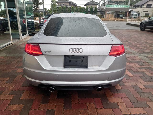 ＴＴクーペ ２．０ＴＦＳＩ　バーチャルコクピット　マトリクスＬＥＤヘッド　ブラウン革　アシスタンスＰＫＧ　ＭＭＩナビ地デジフルセグＴＶ　流れるウィンカー　ＥＴＣ　可変式リアウイング　ドライブセレクト　パドルシフト　パークアシスト（8枚目）