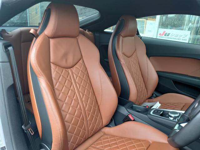 ＴＴクーペ ２．０ＴＦＳＩ　バーチャルコクピット　マトリクスＬＥＤヘッド　ブラウン革　アシスタンスＰＫＧ　ＭＭＩナビ地デジフルセグＴＶ　流れるウィンカー　ＥＴＣ　可変式リアウイング　ドライブセレクト　パドルシフト　パークアシスト（23枚目）