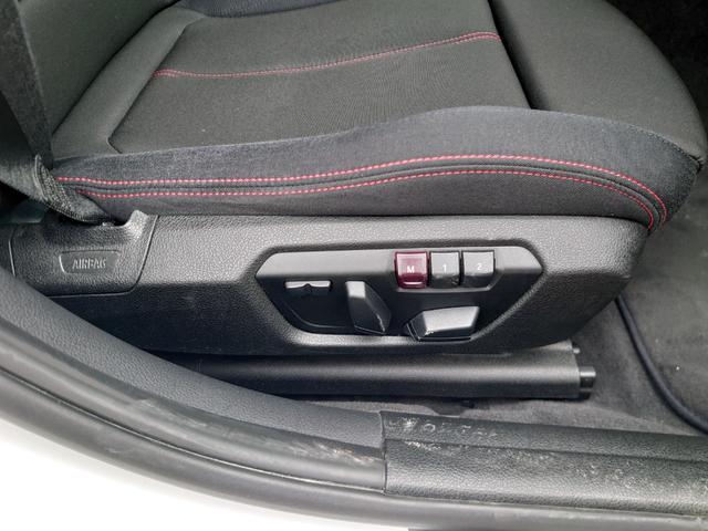 3シリーズ 320d スポーツ ディーゼル 純正HDDナビ バックカメラ ミラーETC HIDヘッドライト メモリー付き電動シート ドラレコ CD DVD ブルートゥース接続 シートヒーター スマートキー プッシュスタート(18枚目)