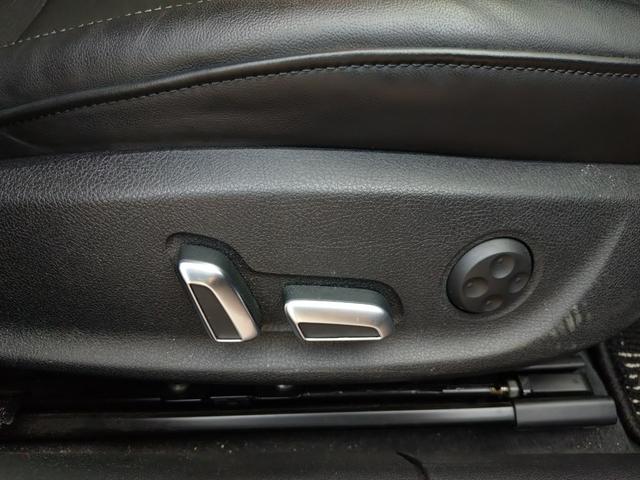 ＳラインＰＫＧ　アシスタンスＰＫＧ　バイキセノン　アダプティブクルーズコントロール　Ｓラインシート　電動シート　電動トランク　ＭＭＩナビ地デジフルセグＴＶＥＴＣ　ハーフレザー　純１９ＡＷ　パドルシフト