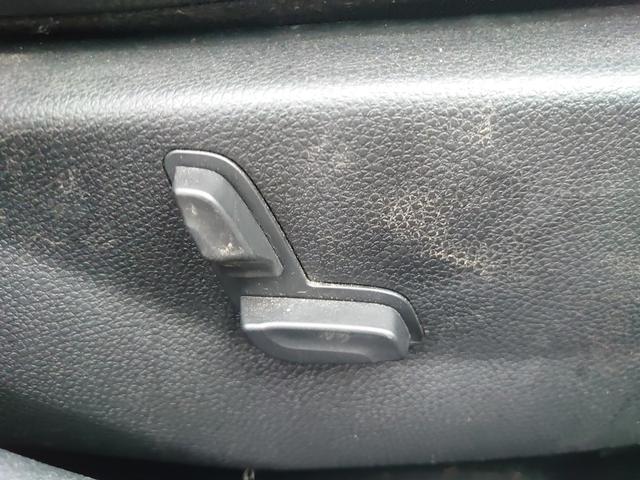 レーダーセーフティＰＫＧ　アドバンストライトＰＫＧ　純ＨＤＤナビ地デジフルセグＴＶバックカメラＥＴＣ　アダプティブクルーズＣＴＲ　パークトロニック　ハーフレザー　電動シート　電動トランク　キーレスＧＯ