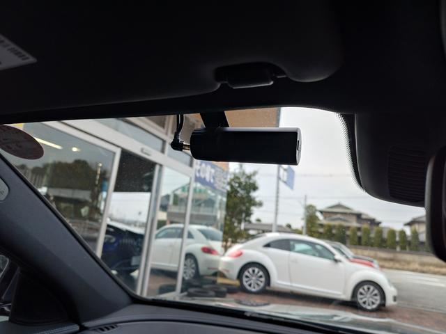 Ｅクラスステーションワゴン Ｅ２２０ｄ　ステーションワゴン　アバンギャルド　ＡＭＧライン　ナッパレザー　シートヒーター　純ナビ地デジフルセグＴＶ　３６０度カメラ　電動トランク　ＥＴＣ２．０　レーダーセーフティ　３６０度ドライブレコーダー　スマートキー　レーダーセーフティ　禁煙（12枚目）