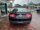 マスタング Ｖ６　プレミアム　２０１１年モデル　３７００ｃｃ　赤革シート　走行８５４７９．７マイル　ＥＴＣ　キーレス２本　社外２０インチアルミ　キセノンヘッドライト（7枚目）