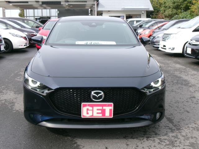 ＭＡＺＤＡ３ファストバック ２０Ｓプロアクティブ　ツーリングセレクション　純正ナビ　ＨＤＭＩ　フルセグＴＶ　ＤＶＤ再生　アラウンドビューモニター　ＥＴＣ　禁煙車　ＬＥＤヘッドライト　衝突軽減ブレーキ　踏み間違い防止　レーンアシスト　オートライト　前後コーナーソナー（5枚目）