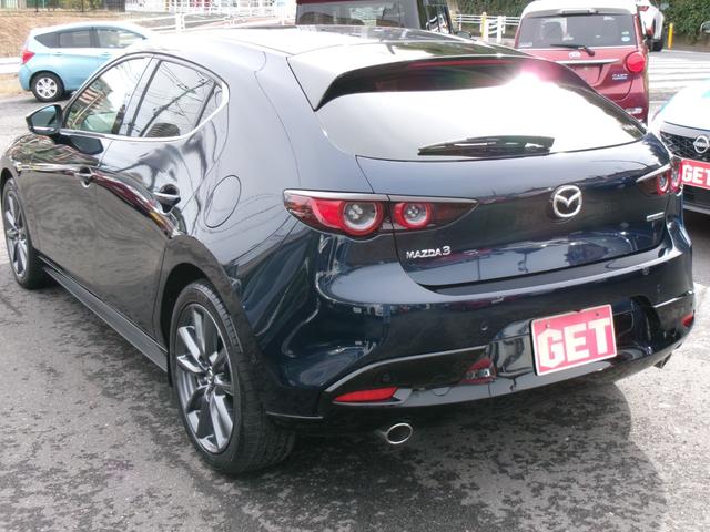 ＭＡＺＤＡ３ファストバック ２０Ｓプロアクティブ　ツーリングセレクション　純正ナビ　ＨＤＭＩ　フルセグＴＶ　ＤＶＤ再生　アラウンドビューモニター　ＥＴＣ　禁煙車　ＬＥＤヘッドライト　衝突軽減ブレーキ　踏み間違い防止　レーンアシスト　オートライト　前後コーナーソナー（10枚目）