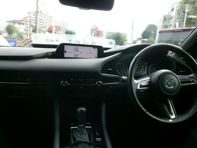 ＭＡＺＤＡ３ファストバック ２０Ｓプロアクティブ　ツーリングセレクション　純正ナビ　ＨＤＭＩ　フルセグＴＶ　ＤＶＤ再生　アラウンドビューモニター　ＥＴＣ　禁煙車　ＬＥＤヘッドライト　衝突軽減ブレーキ　踏み間違い防止　レーンアシスト　オートライト　前後コーナーソナー（12枚目）