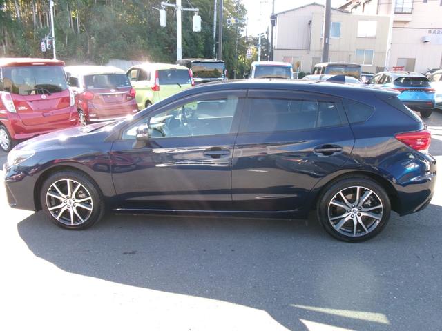 インプレッサスポーツ 2.0i-Lアイサイト ワンオーナー 8インチ純正ナビ フルセグTV Bluetooth DVD再生 バックモニター ETC2.0 ドライブレコーダー スマートキー LEDフォグランプ 衝突軽減ブレーキ 踏み間違い防止(11枚目)