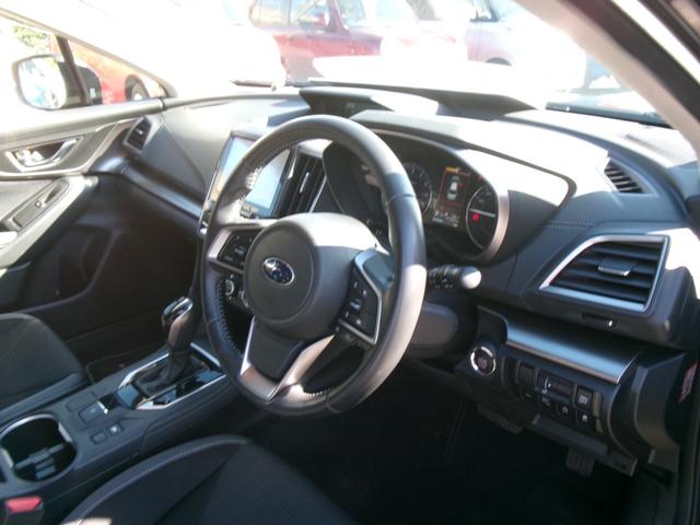 インプレッサスポーツ 2.0i-Lアイサイト ワンオーナー 8インチ純正ナビ フルセグTV Bluetooth DVD再生 バックモニター ETC2.0 ドライブレコーダー スマートキー LEDフォグランプ 衝突軽減ブレーキ 踏み間違い防止(13枚目)