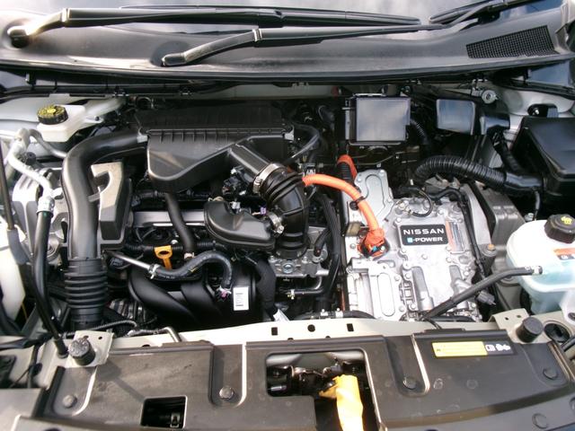 ノート Ｓ　ワンオーナー　禁煙車　純正ナビ　フルセグＴＶ　ＤＶＤ再生　Ｂｌｕｅｔｏｏｔｈ　バックモニター　ＥＴＣ２．０　前後ドライブレコーダー　衝突軽減ブレーキ　踏み間違い防止　レーンアシスト　前後コーナーソナー（26枚目）