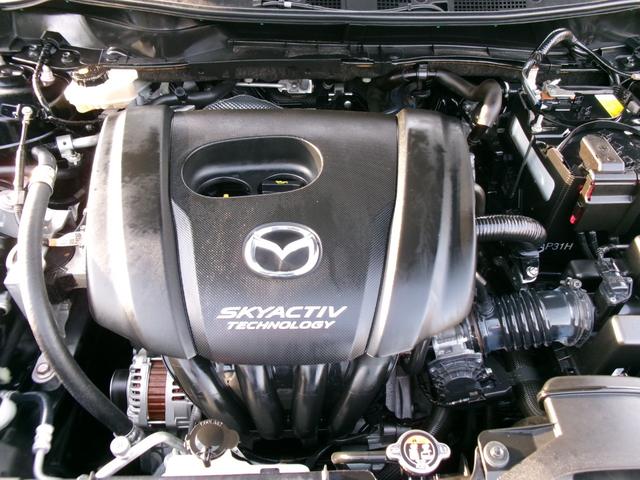 デミオ １３Ｓツーリング　１オーナー　禁煙車　マツコネナビ　バックカメラ　ＤＶＤ再生　Ｂｌｕｅｔｏｏｔｈ　ＵＳＢ　レーダークルーズコントロール　前ドラレコ　ＬＥＤヘッドライト　衝突軽減Ｂ＆踏み間違い防止　シートヒーター（32枚目）