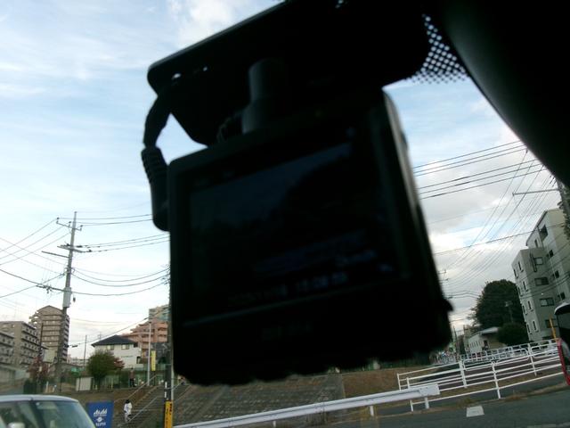 デミオ １３Ｓツーリング　１オーナー　禁煙車　マツコネナビ　バックカメラ　ＤＶＤ再生　Ｂｌｕｅｔｏｏｔｈ　ＵＳＢ　レーダークルーズコントロール　前ドラレコ　ＬＥＤヘッドライト　衝突軽減Ｂ＆踏み間違い防止　シートヒーター（51枚目）