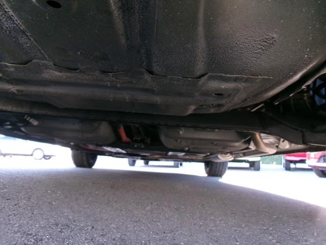 フィット ｅ：ＨＥＶリュクス　禁煙車　純正ナビ　バックカメラ　Ｂｌｕｅｔｏｏｔｈ　ＤＶＤ再生　ＵＳＢ　純正前後ドラレコ　ステコン　ＥＴＣ　ワイヤレススマホ充電　ホンダセンシング　レザーシート　シートヒーター　スマートキー（35枚目）