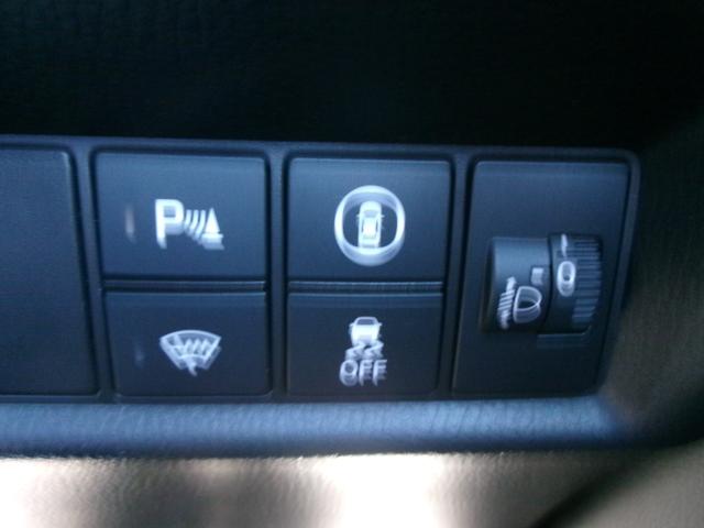 フィット ｅ：ＨＥＶリュクス　禁煙車　純正ナビ　バックカメラ　Ｂｌｕｅｔｏｏｔｈ　ＤＶＤ再生　ＵＳＢ　純正前後ドラレコ　ステコン　ＥＴＣ　ワイヤレススマホ充電　ホンダセンシング　レザーシート　シートヒーター　スマートキー（46枚目）