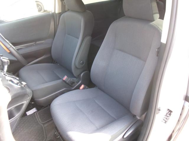 シエンタ Ｇ　ワンオーナー　トヨタセーフティセンス　純正ナビ　フルセグＴＶ　Ｂｌｕｅｔｏｏｔｈ　ＤＶＤ再生　バックカメラ　禁煙車　衝突軽減ブレーキ　レーンアシスト　ＥＴＣ　前後コーナーソナー　両側パワースライドドア（18枚目）