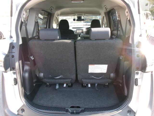 シエンタ Ｇ　ワンオーナー　トヨタセーフティセンス　純正ナビ　フルセグＴＶ　Ｂｌｕｅｔｏｏｔｈ　ＤＶＤ再生　バックカメラ　禁煙車　衝突軽減ブレーキ　レーンアシスト　ＥＴＣ　前後コーナーソナー　両側パワースライドドア（23枚目）