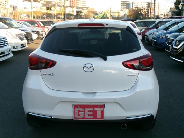 ＭＡＺＤＡ２ １５Ｓ　ブラックトーンエディション　純正ナビ　ＤＶＤ再生　Ｂｌｕｅｔｏｏｔｈ　フルセグＴＶ　衝突軽減ブレーキ　踏み間違い防止　レーンアシスト　ＥＴＣ　ＬＥＤヘッドライト　１６インチアルミ　コーナーソナー　ヘッドアップディスプレイ（10枚目）