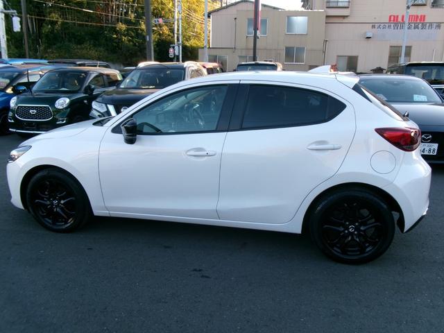 ＭＡＺＤＡ２ １５Ｓ　ブラックトーンエディション　純正ナビ　ＤＶＤ再生　Ｂｌｕｅｔｏｏｔｈ　フルセグＴＶ　衝突軽減ブレーキ　踏み間違い防止　レーンアシスト　ＥＴＣ　ＬＥＤヘッドライト　１６インチアルミ　コーナーソナー　ヘッドアップディスプレイ（12枚目）