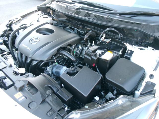 ＭＡＺＤＡ２ １５Ｓ　ブラックトーンエディション　純正ナビ　ＤＶＤ再生　Ｂｌｕｅｔｏｏｔｈ　フルセグＴＶ　衝突軽減ブレーキ　踏み間違い防止　レーンアシスト　ＥＴＣ　ＬＥＤヘッドライト　１６インチアルミ　コーナーソナー　ヘッドアップディスプレイ（25枚目）