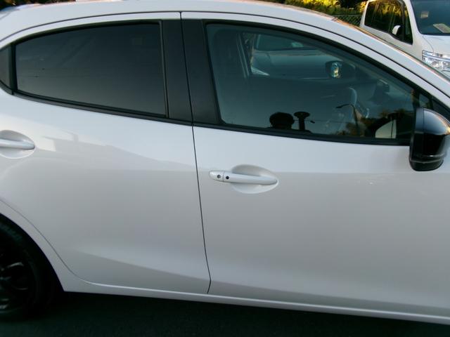 ＭＡＺＤＡ２ １５Ｓ　ブラックトーンエディション　純正ナビ　ＤＶＤ再生　Ｂｌｕｅｔｏｏｔｈ　フルセグＴＶ　衝突軽減ブレーキ　踏み間違い防止　レーンアシスト　ＥＴＣ　ＬＥＤヘッドライト　１６インチアルミ　コーナーソナー　ヘッドアップディスプレイ（45枚目）