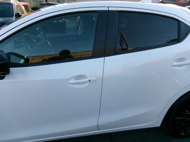 ＭＡＺＤＡ２ １５Ｓ　ブラックトーンエディション　純正ナビ　ＤＶＤ再生　Ｂｌｕｅｔｏｏｔｈ　フルセグＴＶ　衝突軽減ブレーキ　踏み間違い防止　レーンアシスト　ＥＴＣ　ＬＥＤヘッドライト　１６インチアルミ　コーナーソナー　ヘッドアップディスプレイ（48枚目）