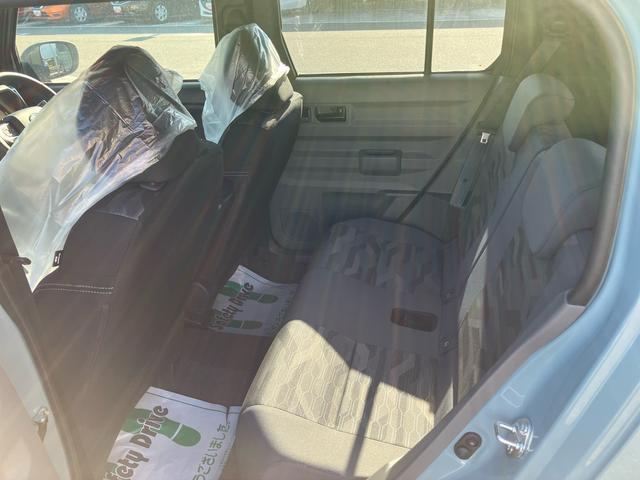 タフト Ｇ　クロムベンチャー　オーディオレス　衝突回避支援ブレーキ　誤発進抑制装置　アイドリングストップ　スマートキー　プッシュボタンスタート　盗難防止装置　イモビライザー　シートヒーター　オートライト　ＬＥＤヘッドライト（16枚目）