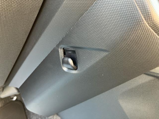 タフト Ｇ　クロムベンチャー　オーディオレス　衝突回避支援ブレーキ　誤発進抑制装置　アイドリングストップ　スマートキー　プッシュボタンスタート　盗難防止装置　イモビライザー　シートヒーター　オートライト　ＬＥＤヘッドライト（39枚目）