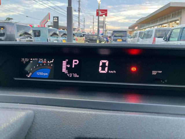 タント X 次世代スマートアシスト/プッシュスタートスイッチ/片側電動スライドドア/シートヒーター/LEDヘッドランプ/電動パーキングブレーキ/コーナーセンサー/バックカメラ/オートエアコン/ステアリングスイッチ(8枚目)