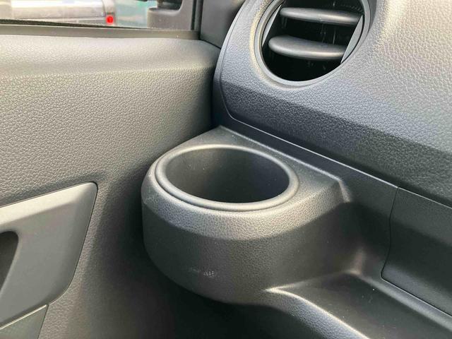 ミライース Ｌ　ＳＡＩＩＩ　スマアシＩＩＩ／マルチリフレクターハロゲンヘッドランプ／オートライト／コーナーセンサー／マニュアルエアコン／可倒式ドアミラー／キーレスエントリー／１３インチフルホイールキャップ（30枚目）