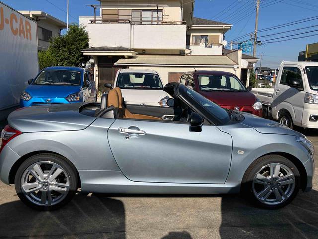 コペン ローブ　電動開閉式ルーフ　ＬＥＤヘッドライト　ハロゲンフォグランプ　キーフリーシステム　シートヒーター　オートエアコン　１６インチアルミホイール（15枚目）