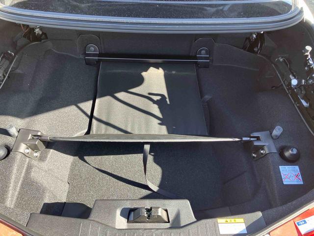 コペン ローブ　電動開閉式ルーフ　ＬＥＤヘッドライト　ハロゲンフォグランプ　キーフリーシステム　シートヒーター　オートエアコン　１６インチアルミホイール（28枚目）