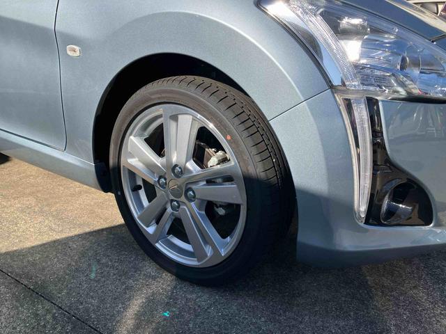 コペン ローブ　電動開閉式ルーフ　ＬＥＤヘッドライト　ハロゲンフォグランプ　キーフリーシステム　シートヒーター　オートエアコン　１６インチアルミホイール（33枚目）